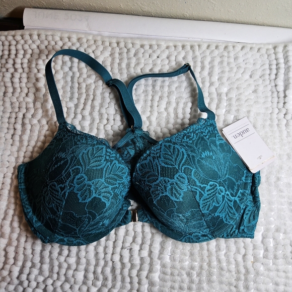 Auden Bra - Picture 1 of 3